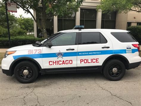 Police: 5 people robbed in 10 minutes near University of Chicago campus